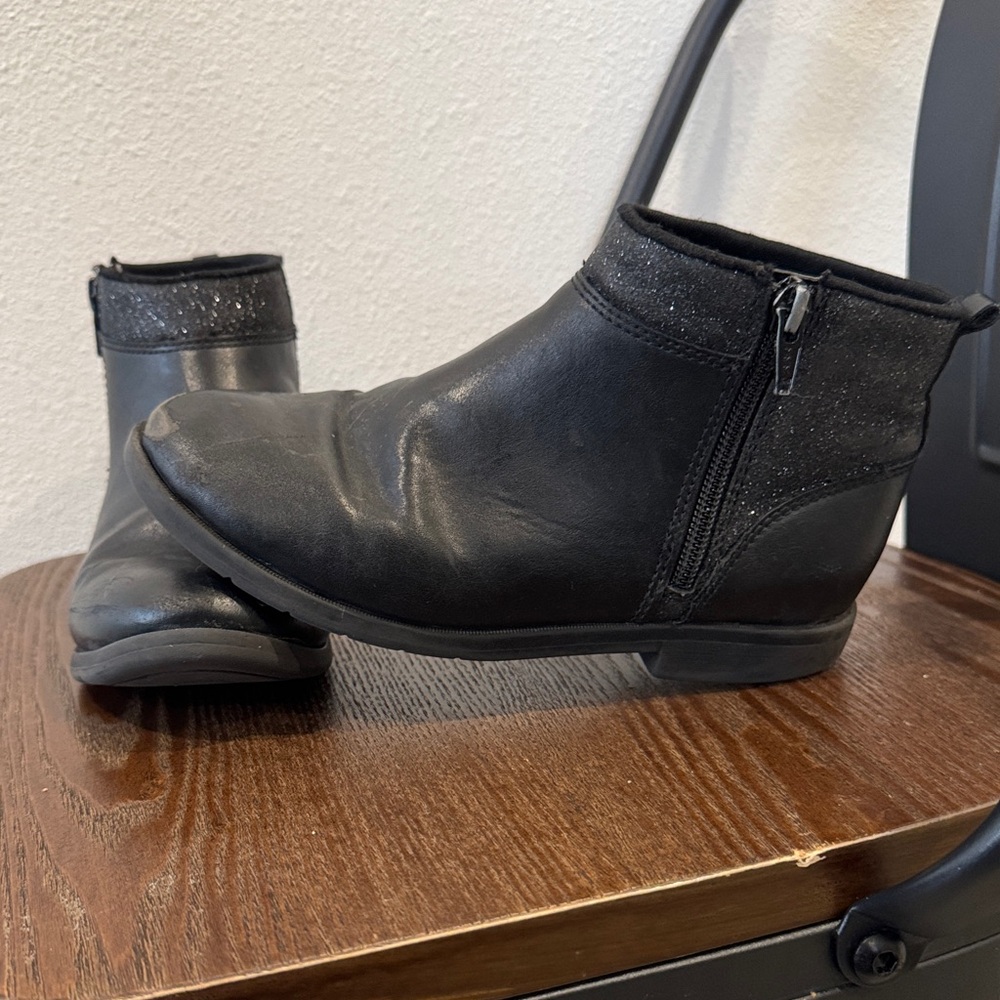 Stride Rite Black Chukka Boots